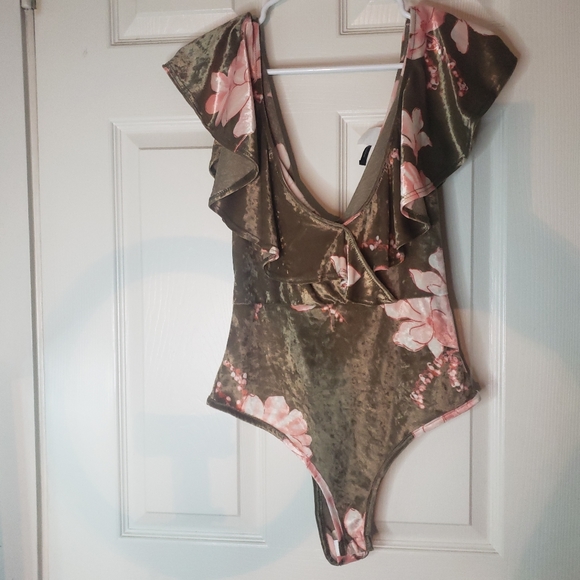 Glow Passion - Bodysuit,  Size M - Picture 1 of 9